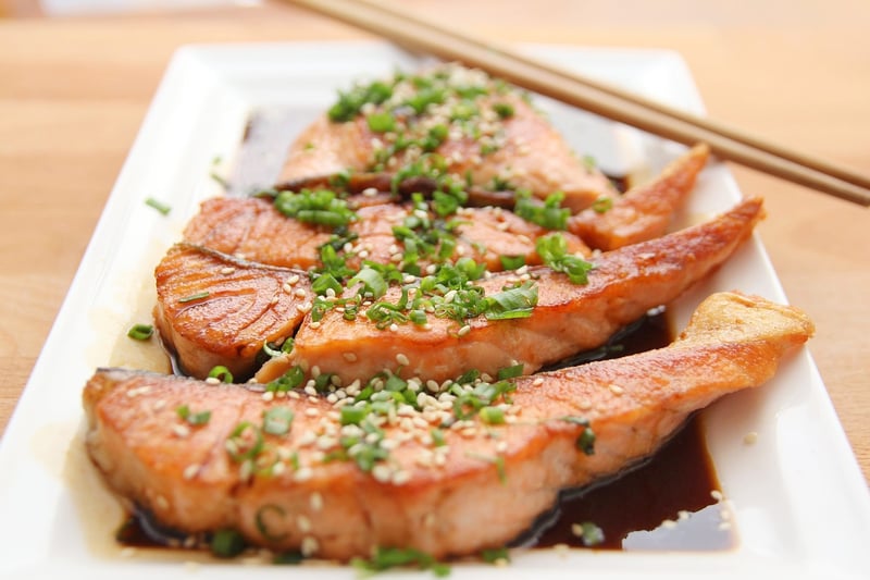 Grilled Salmon with Asparagus